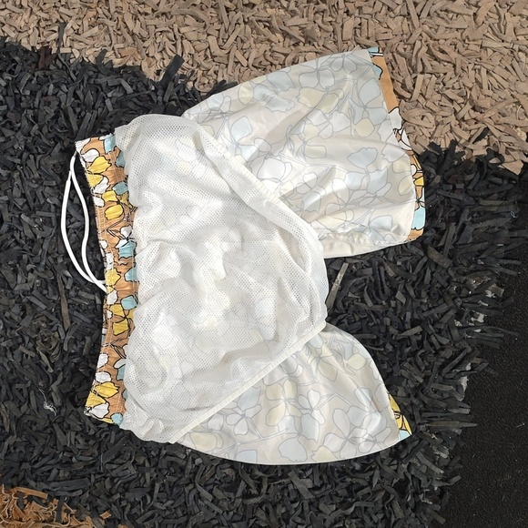 Floral print swim trunks - Picture 4 of 5